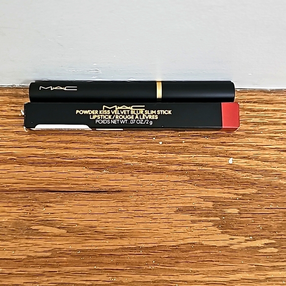 MAC COSMETICS POWDER KISS VELVET BLUR SLIM STICK (#897 STAY CURIOUS) FULL SIZE - Picture 3 of 4